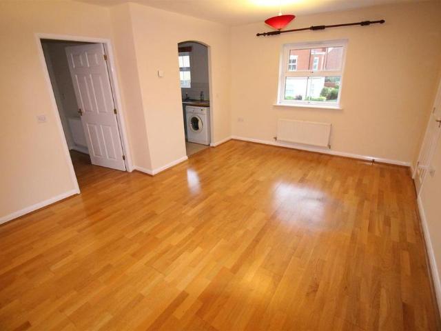 2 bedroom house to rent