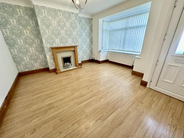 2 bedroom house to rent