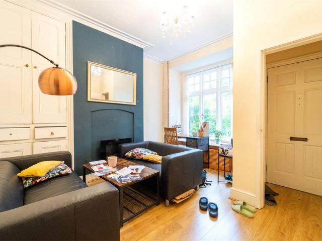 2 bedroom house to rent