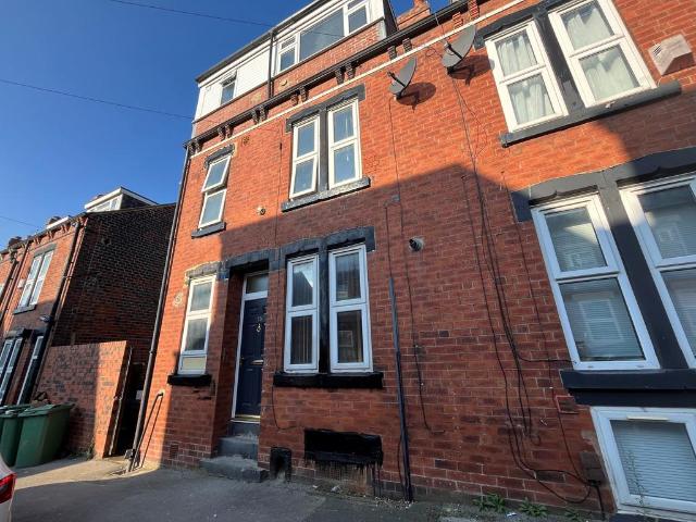 2 bedroom house to rent