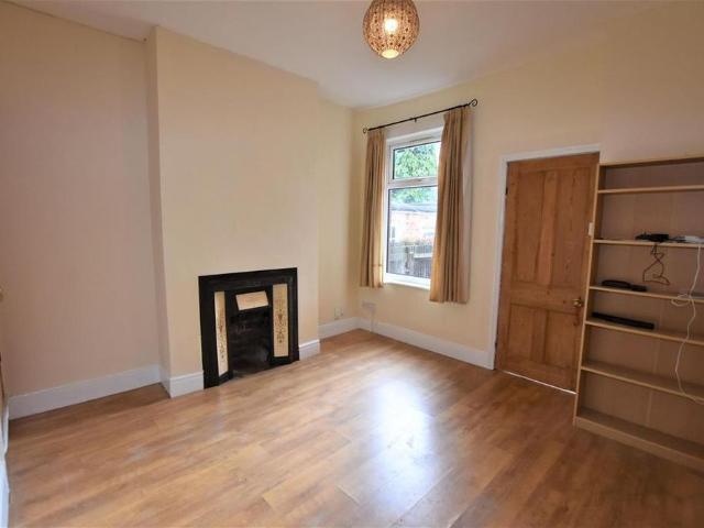 2 bedroom house to rent