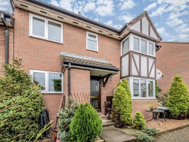 2 bedroom house to rent