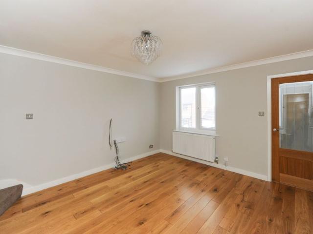 2 bedroom House to rent