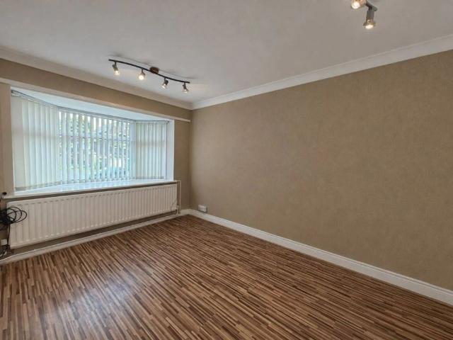 2 bedroom house to rent