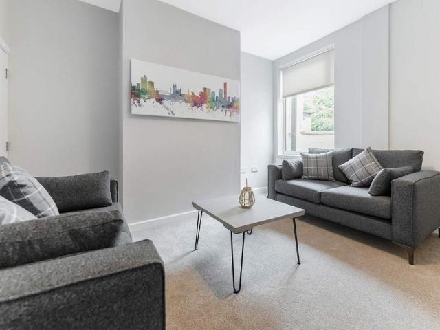 2 bedroom house to rent