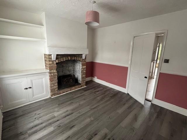 2 bedroom house to rent