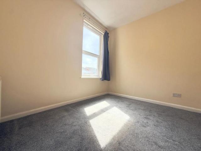 2 bedroom house to rent
