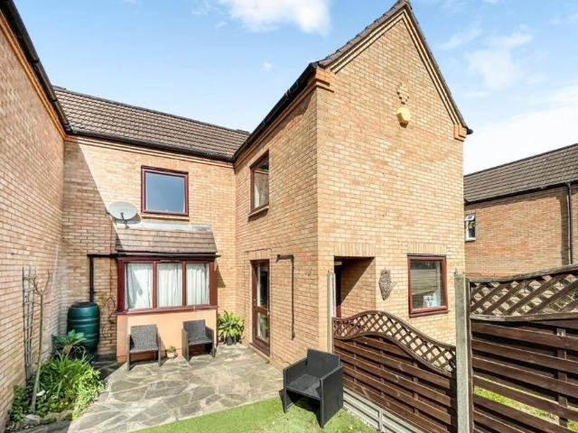 2 bedroom house to rent