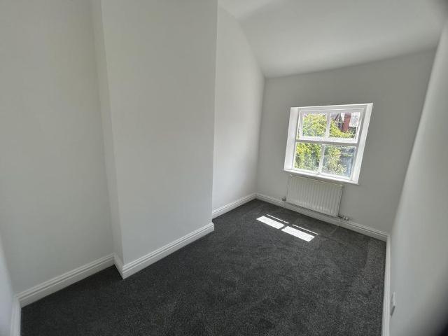 2 bedroom house to rent
