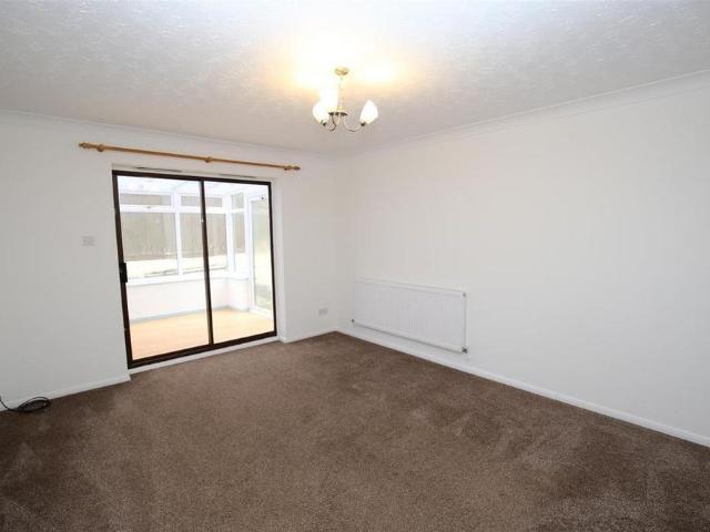 2 bedroom house to rent