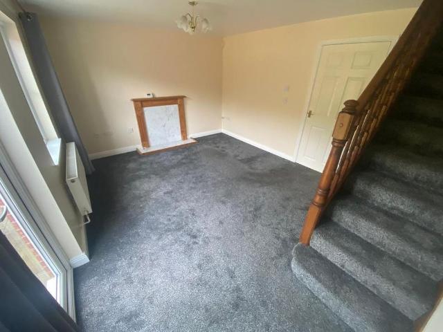 2 bedroom house to rent