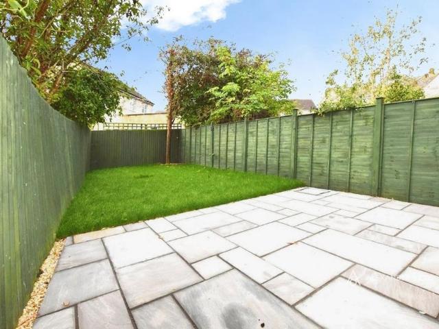 2 bedroom house to rent