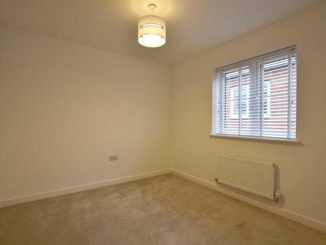2 bedroom house to rent