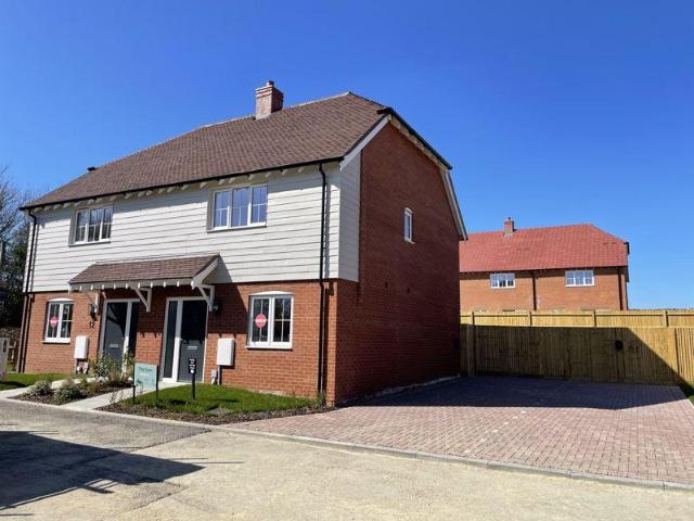 2 bedroom house to rent