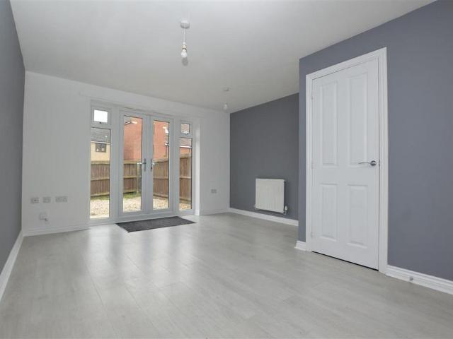 2 bedroom house to rent