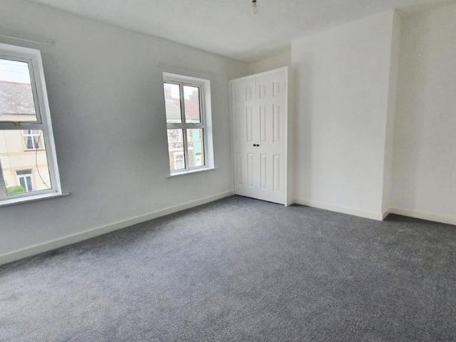 2 bedroom house to rent