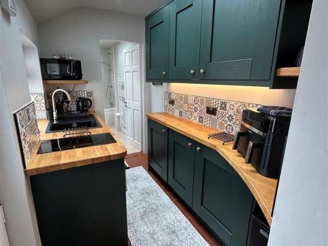2 bedroom house to rent