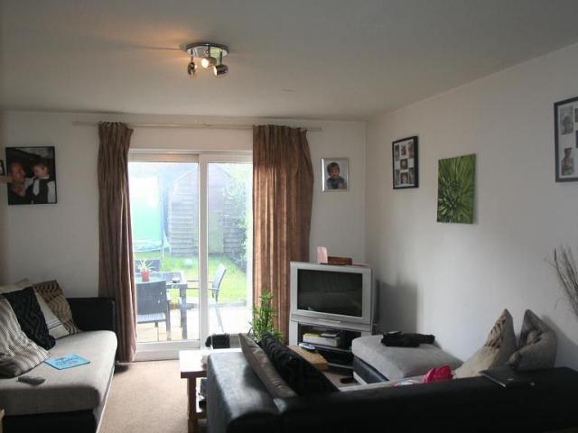 2 bedroom house to rent