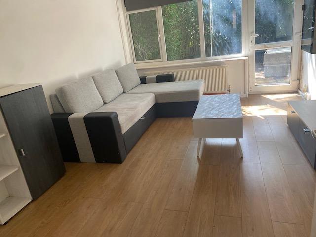 2 bedroom house to rent