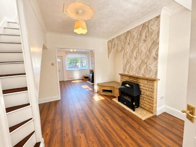 2 bedroom house to rent