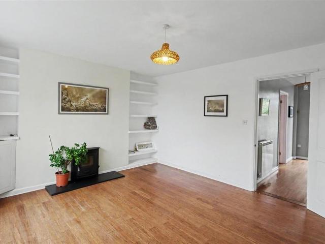 2 bedroom house to rent
