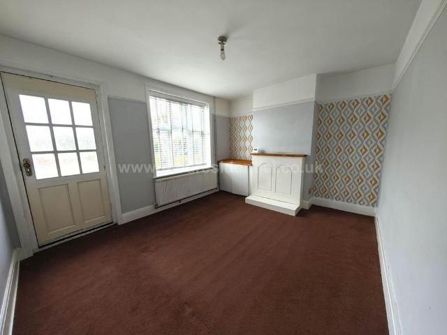 2 bedroom house to rent