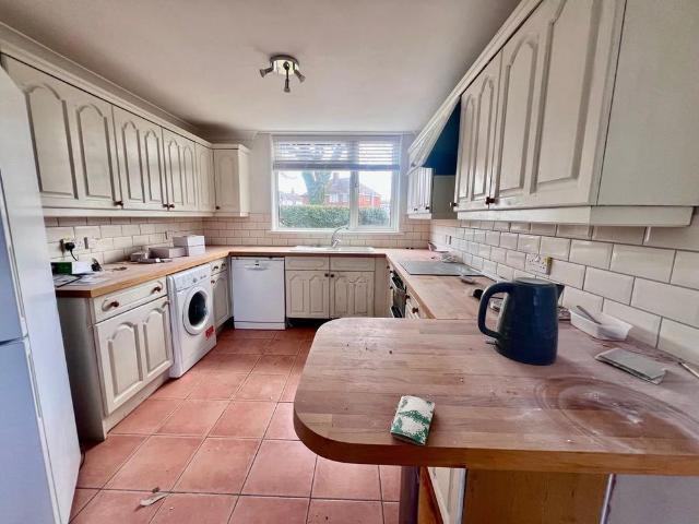 2 bedroom house to rent
