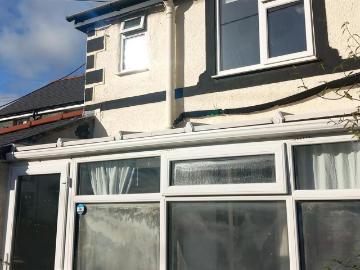 2 bedroom house to rent
