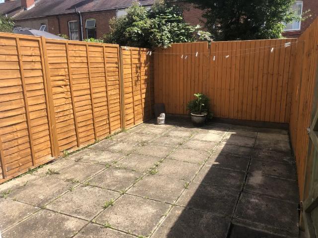2 bedroom house to rent