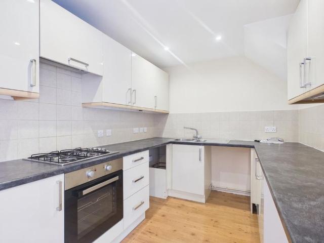 2 bedroom house to rent