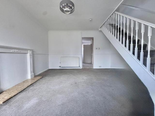 2 bedroom house to rent