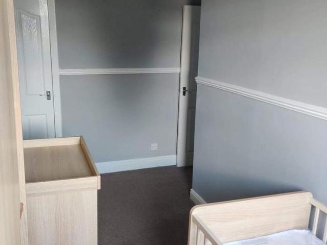 2 bedroom house to rent