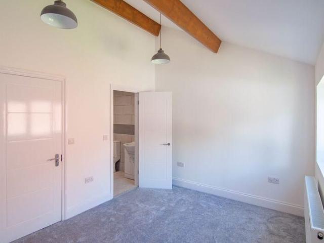 2 bedroom house to rent