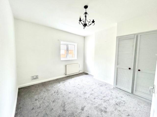 2 bedroom house to rent