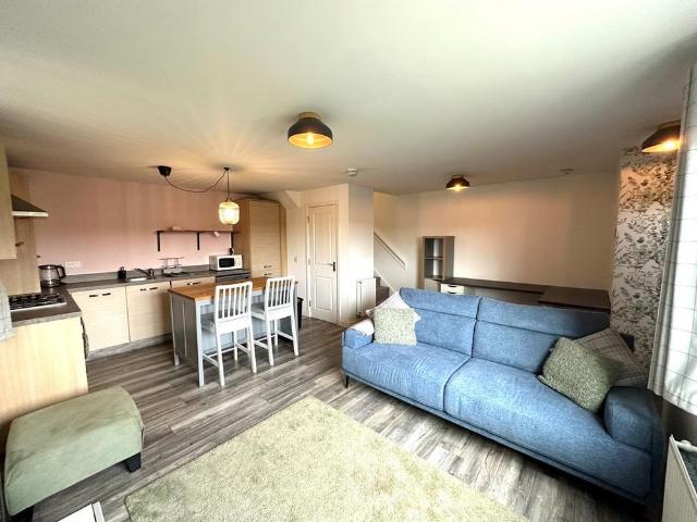 2 bedroom house to rent