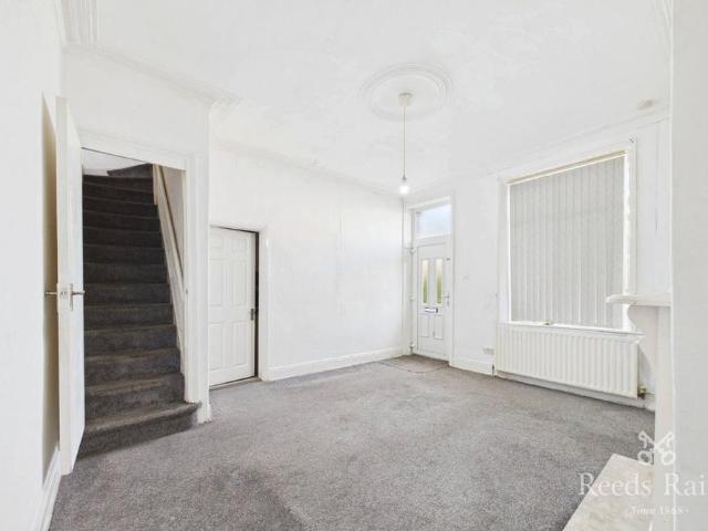 2 bedroom house to rent