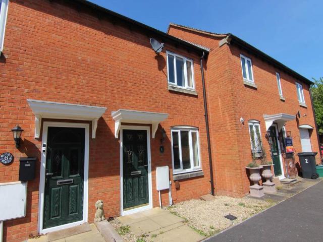 2 bedroom house to rent