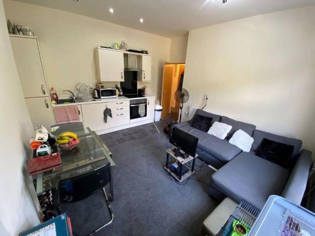 2 bedroom house to rent