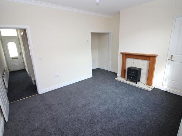 2 bedroom house to rent