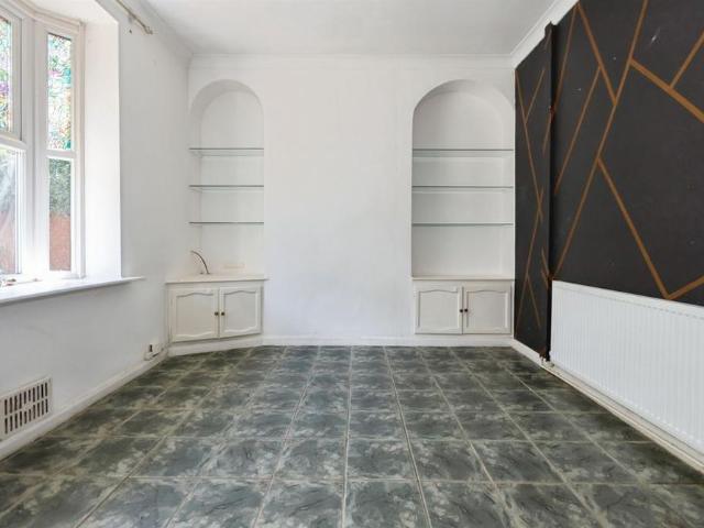 2 bedroom house to rent
