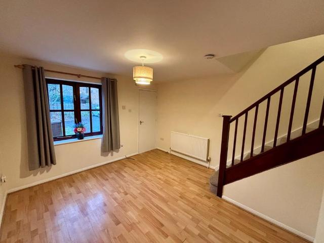 2 bedroom house to rent