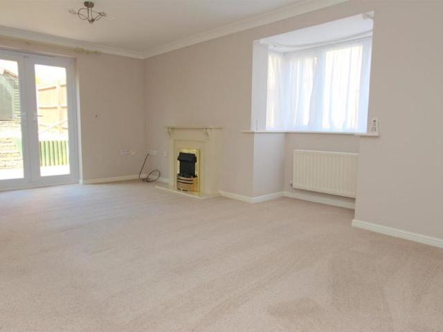 2 bedroom house to rent