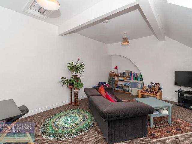 2 bedroom house to rent