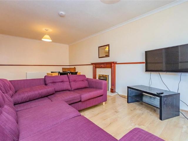 2 bedroom house to rent