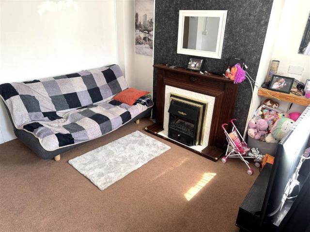 2 bedroom house to rent