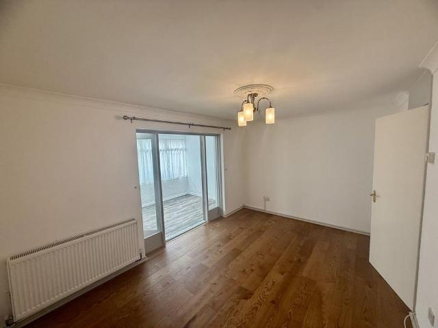 2 bedroom house to rent