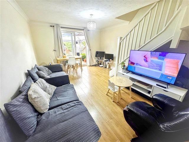 2 bedroom house to rent