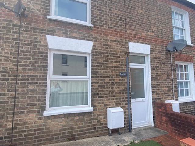 2 bedroom house to rent