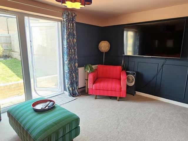 2 bedroom house to rent