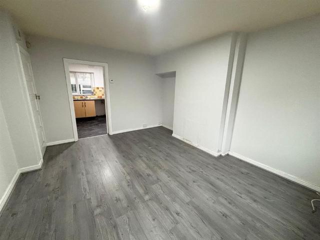 2 bedroom house to rent